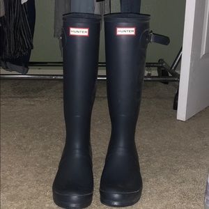 Hunter Shoes - Hunter Original Tall Navy Sz 10 Hunter Shoes - Hunter Original Tall Navy Sz 10